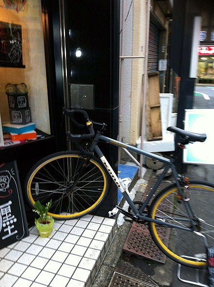 纒　自転車