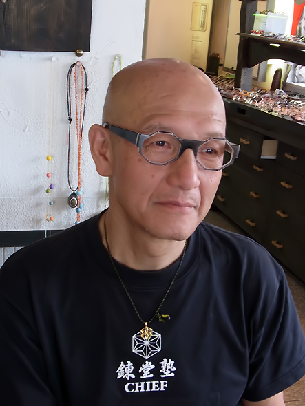 MICHEL HENAU OKTAGONO