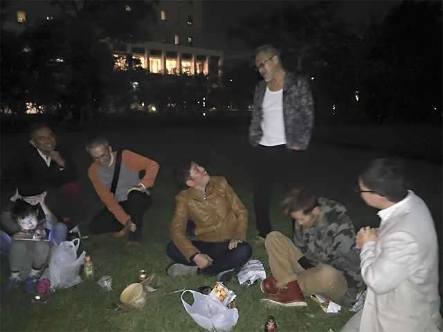 芝生宴会04