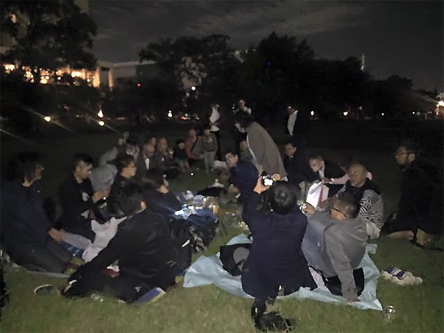 芝生宴会02