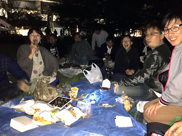 芝生宴会11