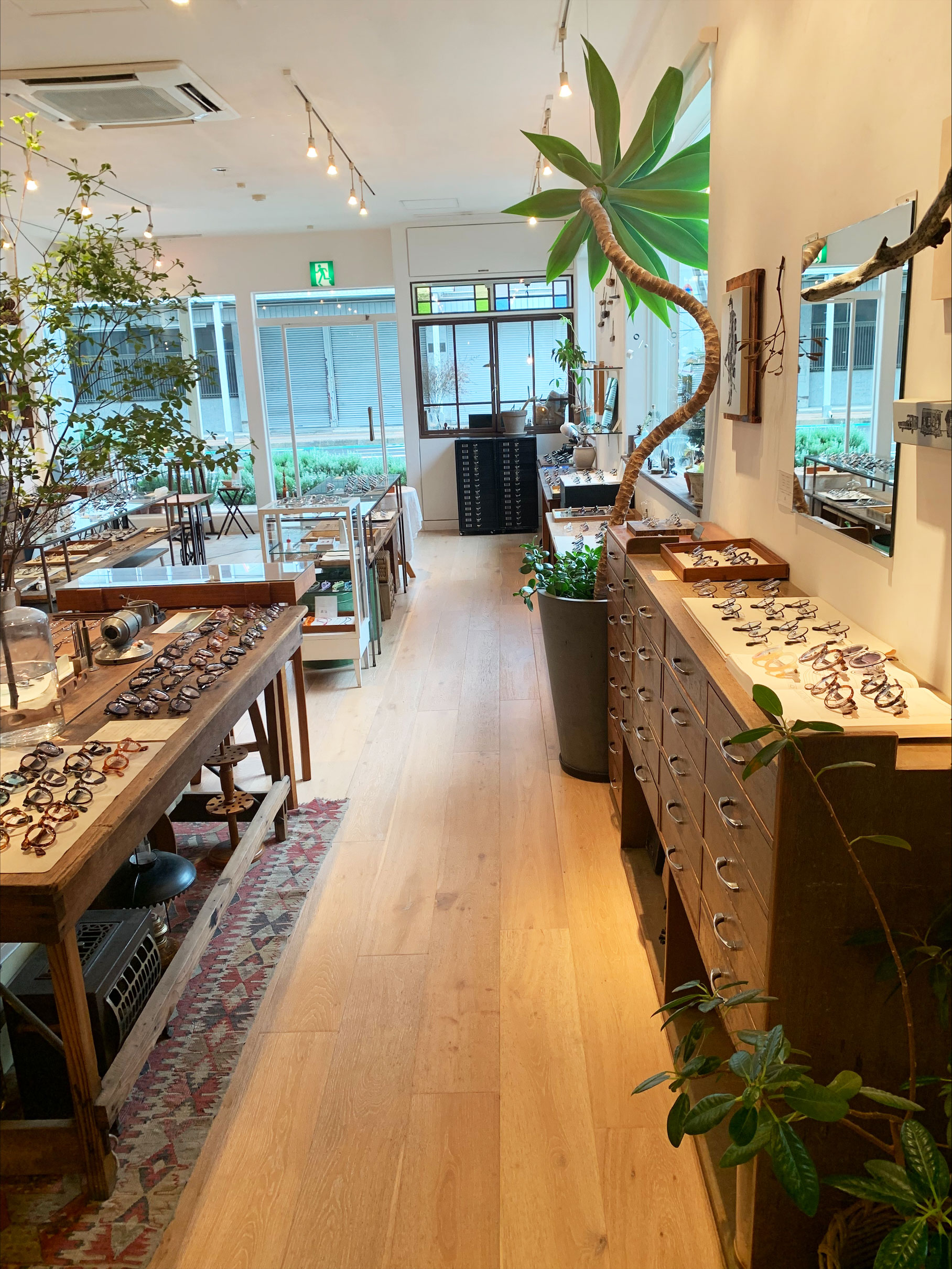 オフィスユーカリ　地方予選　プラグセット　モカ　クラピー　他　３７個 デスクチェア XT5770 ビターブラウン モカブラウンB 通販 | 【公式